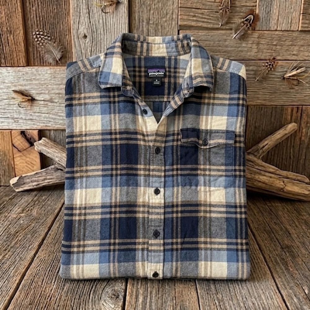 Patagonia Mens Organic Cotton Flannel Shirt Blue Tan Plaid Button Down Medium